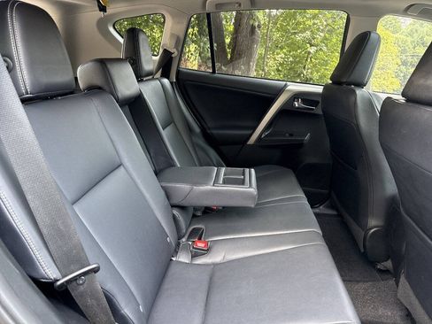 Used 2013 Toyota RAV4 Limited AWD/4WD image 15