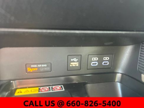 Used 2025 Toyota Camry SE FWD image 21