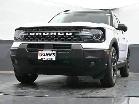 New 2025 Ford Bronco Sport Outer Banks w/ Outer Banks Tech Package+ image 45