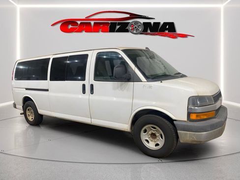 Used 2016 Chevrolet Express 3500 LT w/ LT Preferred Equipment Group image 2