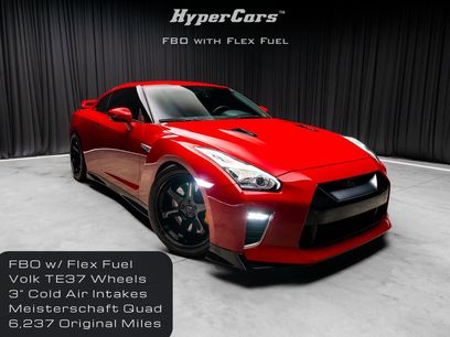 Used 2023 Nissan GT-R Premium w/ Floor Mat Package