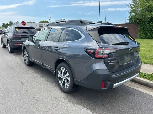 Used 2022 Subaru Outback Limited AWD/4WD image 4