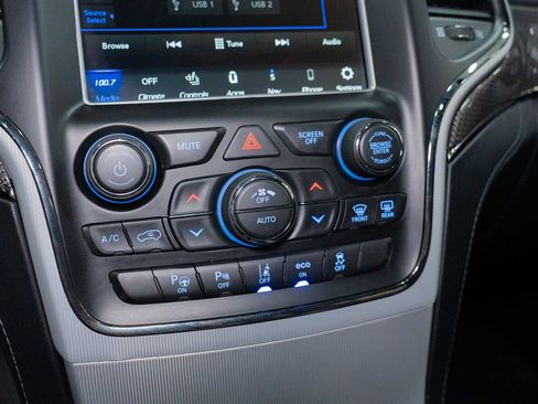 Used 2018 Jeep Grand Cherokee Trackhawk image 48