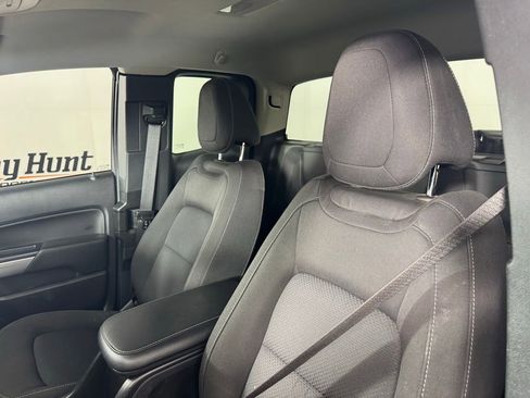 Used 2022 Chevrolet Colorado LT w/ Fleet Safety Package RWD image 10