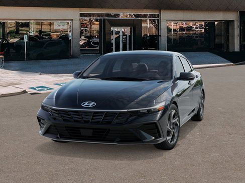 New 2026 Hyundai Elantra Limited FWD image 6