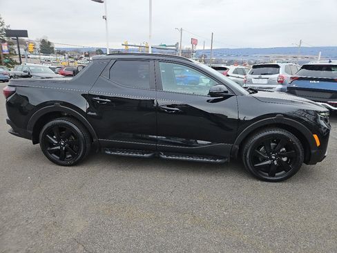 Used 2023 Hyundai Santa Cruz Night image 2