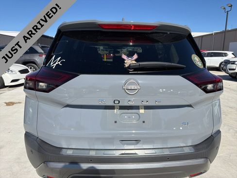 Certified 2023 Nissan Rogue SL w/ SL Premium Package image 6