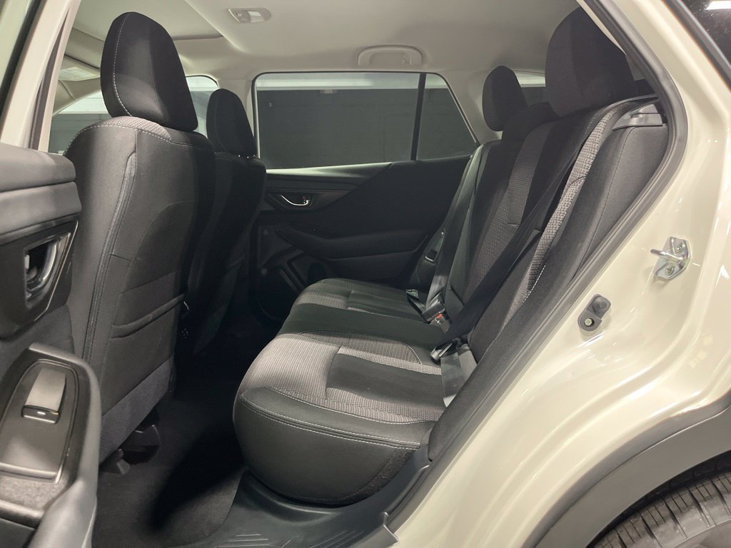 Certified 2024 Subaru Outback Premium AWD/4WD image 36