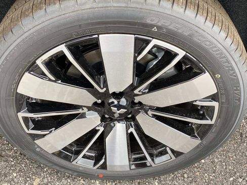 New 2025 Mitsubishi Outlander AWD image 6