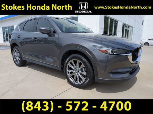Used 2020 MAZDA CX-5 Signature AWD/4WD image 2