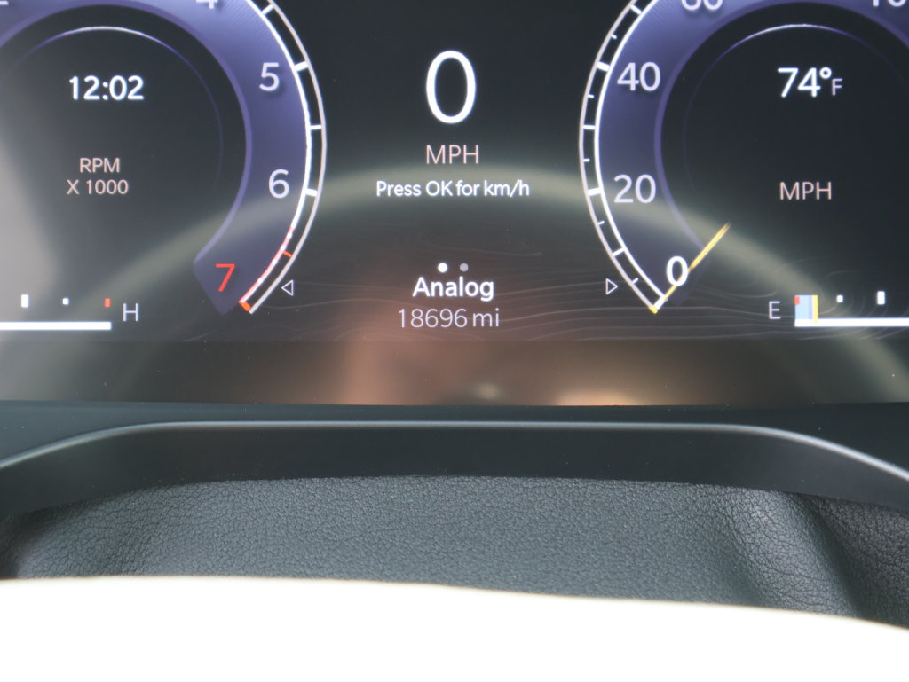 Used 2025 Jeep Grand Cherokee L Altitude AWD/4WD image 31