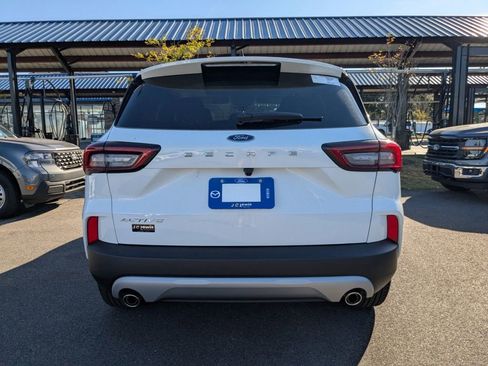 New 2026 Ford Escape Active image 5
