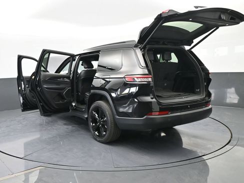 Used 2021 Jeep Grand Cherokee L Laredo image 77