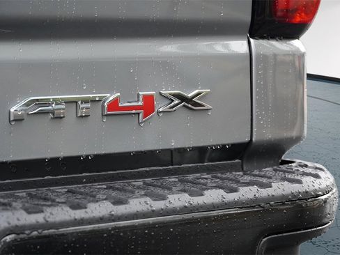 New 2026 GMC Sierra 1500 AT4X image 8