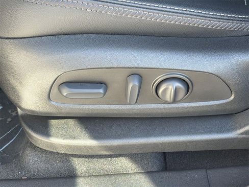 Used 2022 GMC Terrain Denali w/ Denali Premium Package image 23