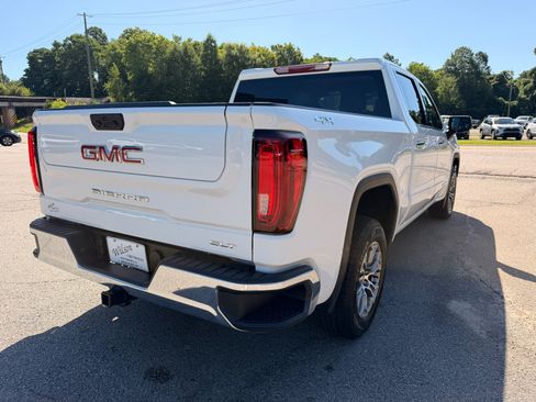 Used 2025 GMC Sierra 1500 SLT AWD/4WD image 6