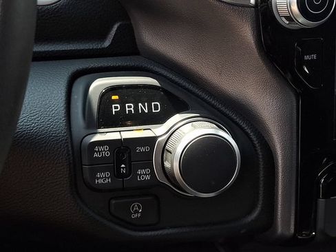 Used 2025 RAM 1500 Big Horn AWD/4WD image 14