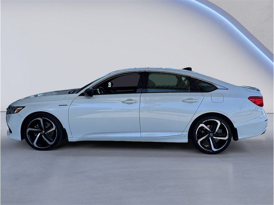 Used 2022 Honda Accord Sport image 3