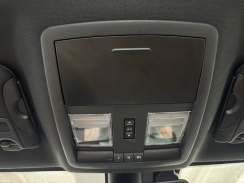 Used 2019 Dodge Challenger SRT Hellcat Redeye image 22