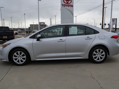 Certified 2024 Toyota Corolla LE image 5