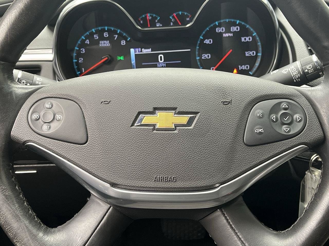 Used 2015 Chevrolet Impala LT w/ Convenience Package FWD image 13