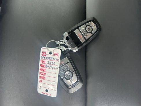 Certified 2025 Ford Bronco Sport Outer Banks w/ Outer Banks Tech Package+ AWD/4WD image 31