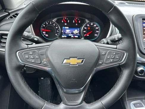 Used 2024 Chevrolet Equinox LT image 23