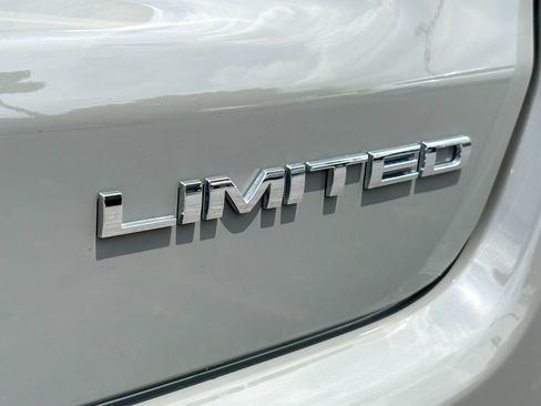 Used 2023 Jeep Compass Limited AWD/4WD image 18