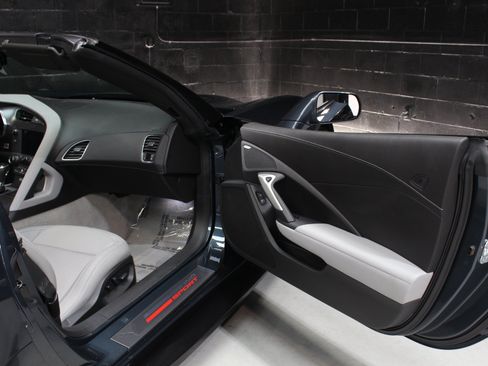 Used 2019 Chevrolet Corvette Grand Sport RWD image 36