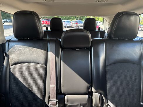 Used 2019 Dodge Journey Crossroad FWD image 15