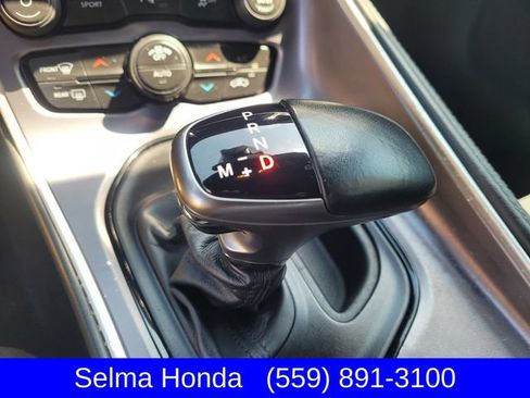Used 2019 Dodge Challenger SXT w/ Driver Convenience Group RWD image 19