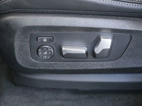 New 2026 BMW X5 xDrive50e w/ M Sport Package AWD/4WD image 18