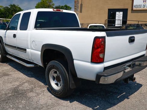 Used 2004 Chevrolet Silverado 2500 LS w/ Heavy-Duty Power Package RWD image 4
