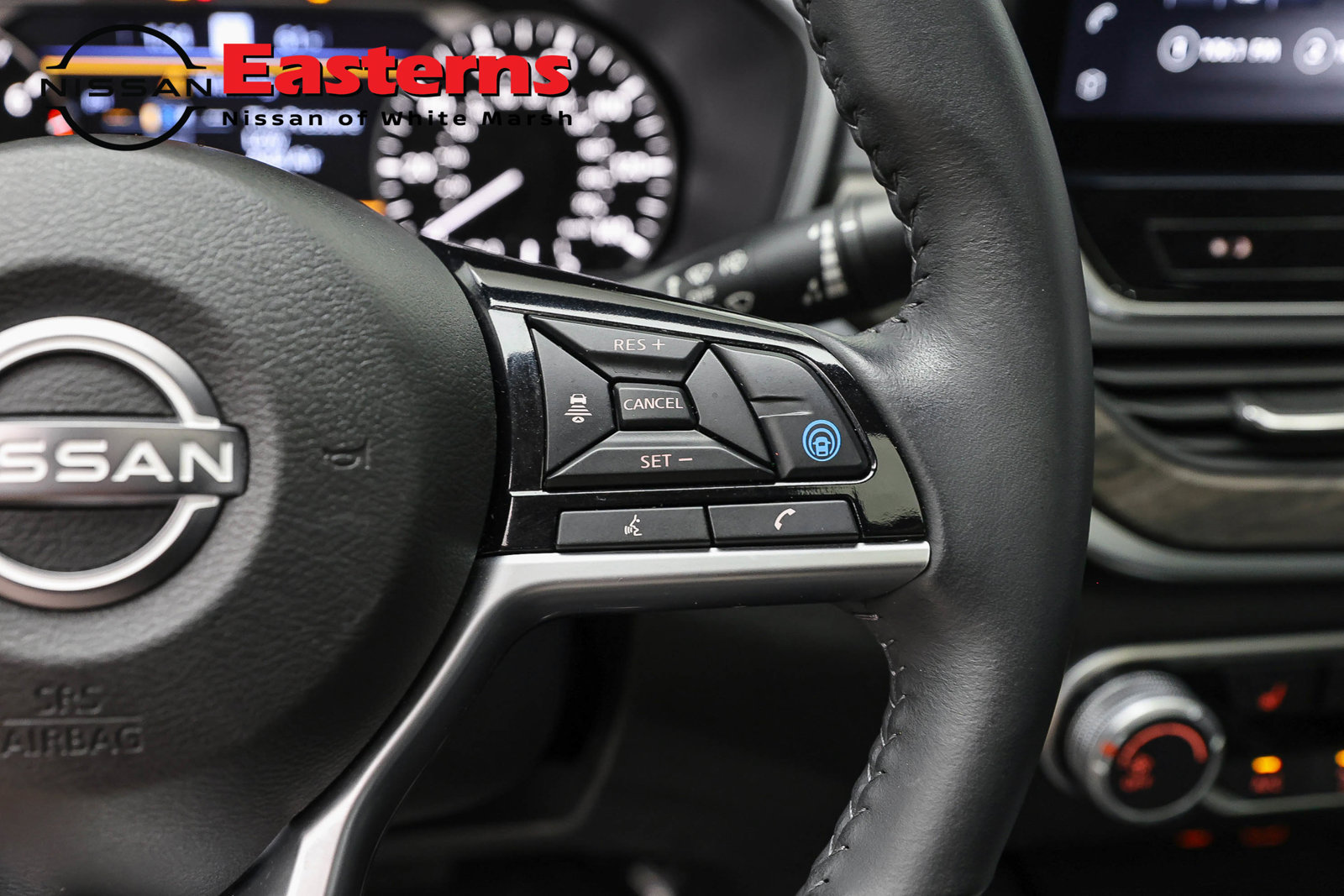 Used 2024 Nissan Altima 2.5 SV w/ SV Premium Package FWD image 16