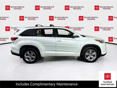 Used 2019 Toyota Highlander Limited AWD/4WD image 4