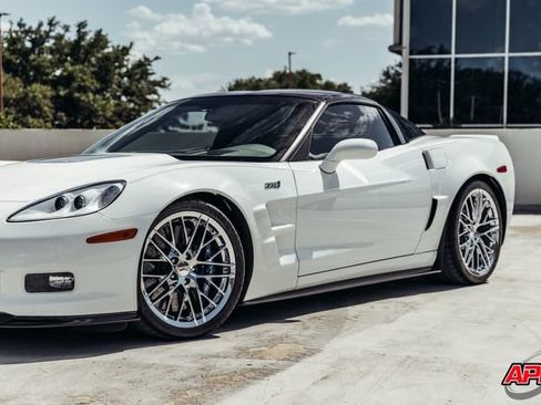 Used 2011 Chevrolet Corvette ZR1 w/ Preferred Equipment Group RWD image 47
