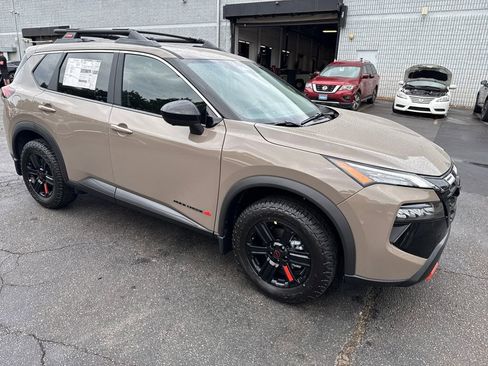 New 2026 Nissan Rogue Rock Creek image 7