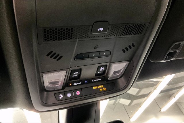 Used 2021 Cadillac XT5 Premium Luxury FWD image 33