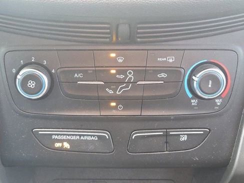 Used 2017 Ford Escape S image 29