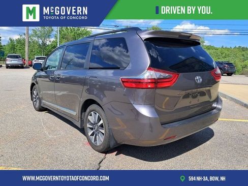 Used 2020 Toyota Sienna XLE w/ Carpet Mat Package AWD/4WD image 3
