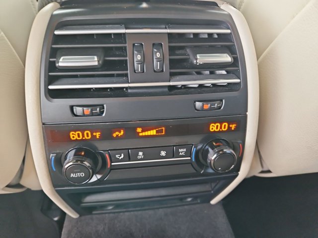 Used 2013 BMW 750i RWD image 18