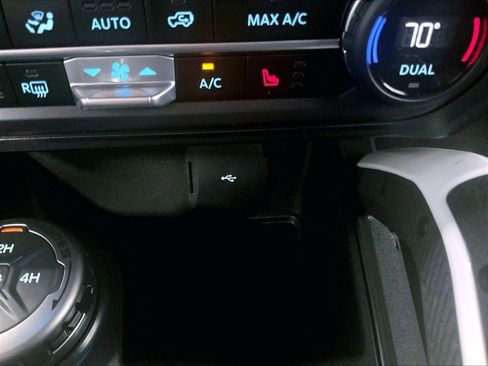 Used 2023 Ford Bronco Badlands AWD/4WD image 27