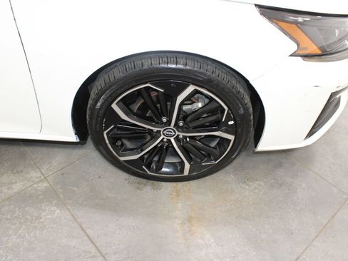 Used 2024 Nissan Altima 2.5 SR image 54