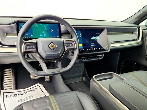 Used 2023 Rivian R1S Adventure image 17