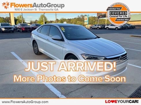Used 2019 Volkswagen Jetta SE image 1
