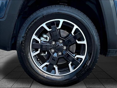 Used 2023 Jeep Renegade Trailhawk AWD/4WD image 36