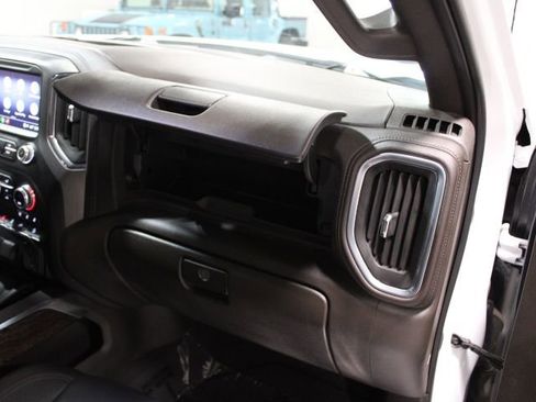 Used 2022 GMC Sierra 1500 Denali w/ Driver Alert Package II AWD/4WD image 29