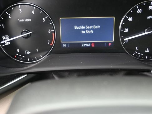 Used 2023 Buick Envision Preferred image 13