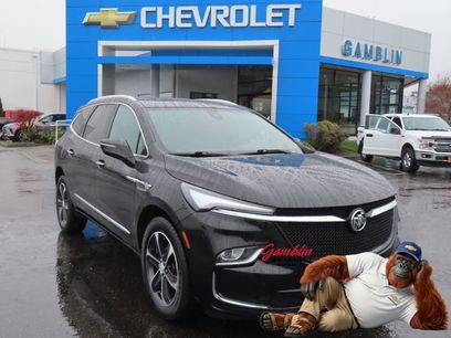 Used 2022 Buick Enclave Essence w/ Experience Buick Package