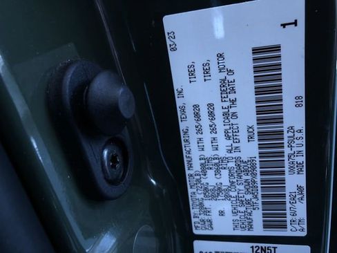 Used 2023 Toyota Tundra Limited image 27